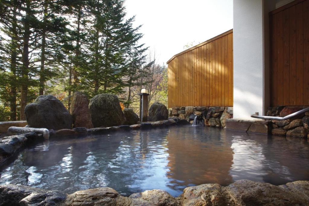 Kurplaza Pirika ryokan à Hokkaidō Hanaishi