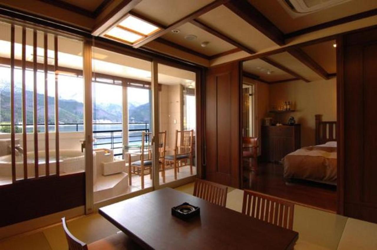 Lakeland Hotel Mizunosato ryokan Japon Yamanashi Fujikawaguchiko 7