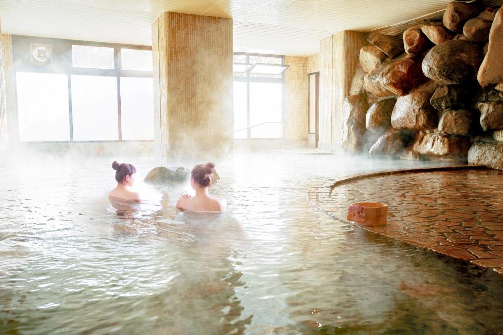 Ooedo Onsen Monogatari Hotel Shinko ryokan à Yamanashi Fuefuki
