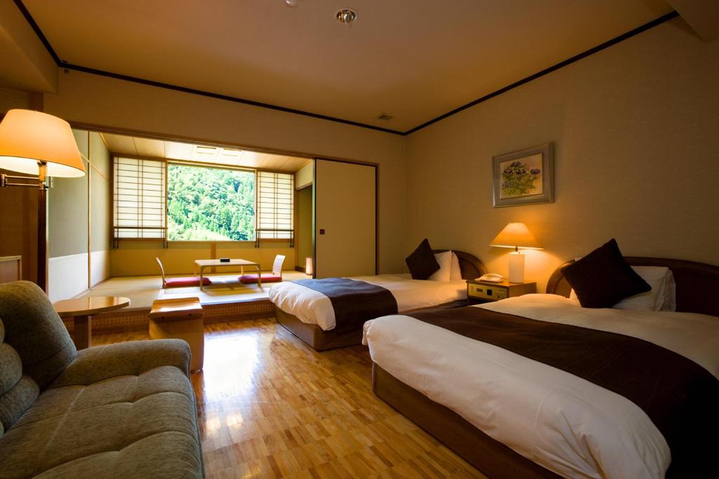 Shinshiyo ryokan à Oita Hita