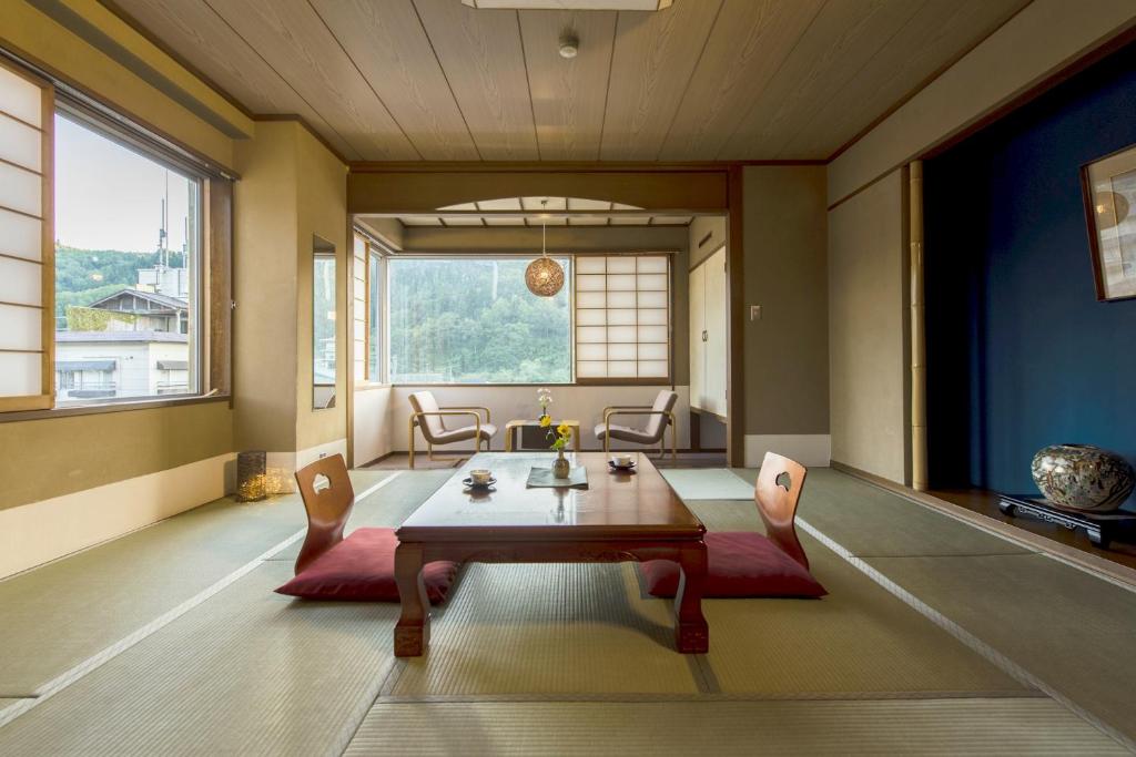 Takamiya Ryokan Yamakawa ryokan à Yamagata Yonezawa
