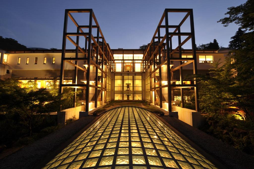 Agrandissement